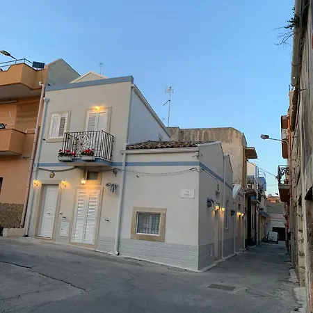 Holiday home Capinera Pozzallo